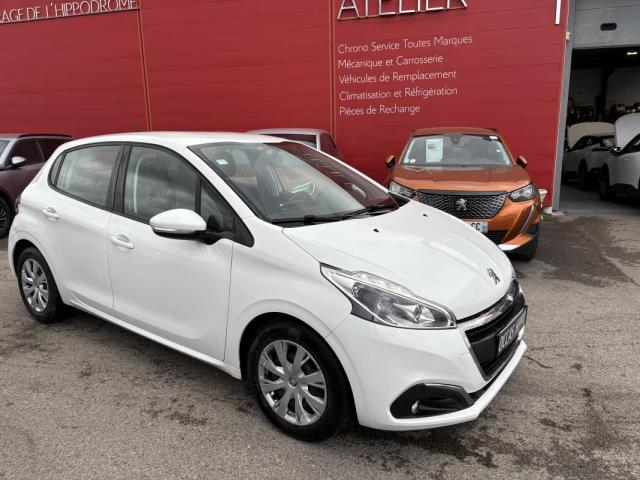 Peugeot 208 image 4