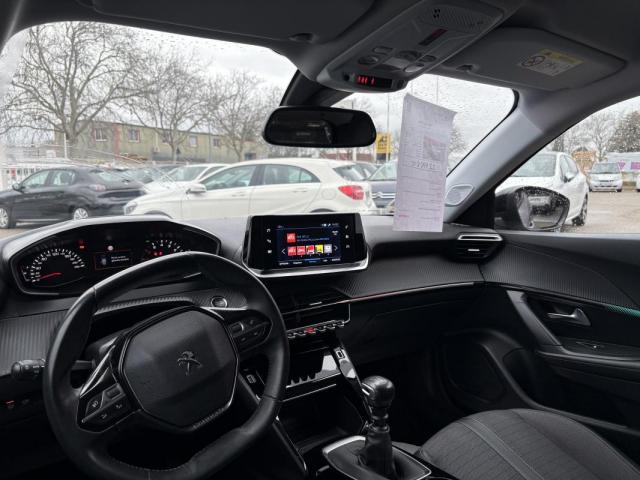 Peugeot 2008 image 3