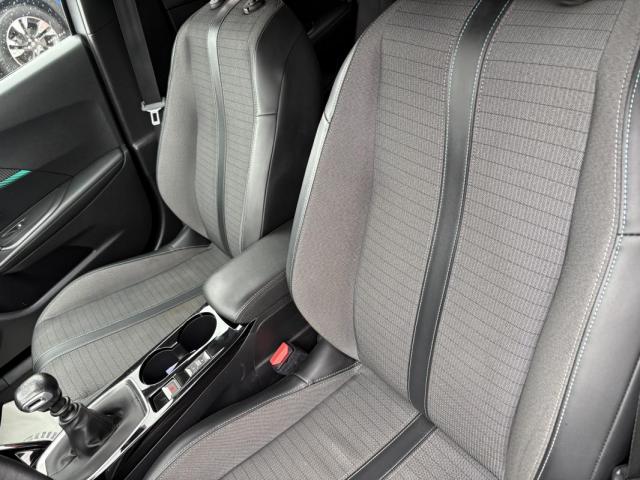 Peugeot 2008 image 6