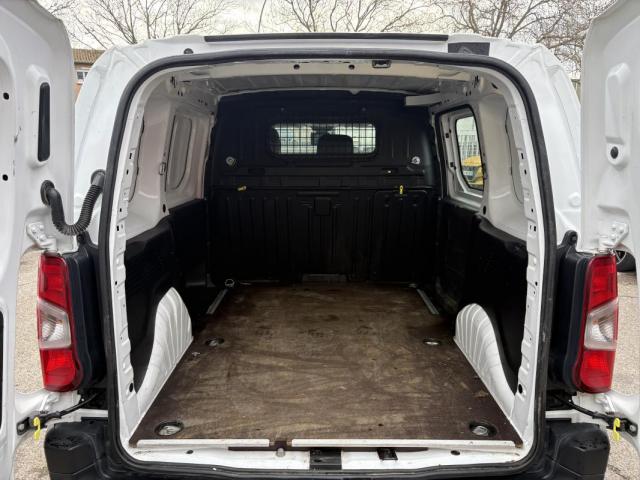 Peugeot Partner image 8