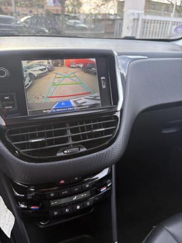 Peugeot 2008 image 9
