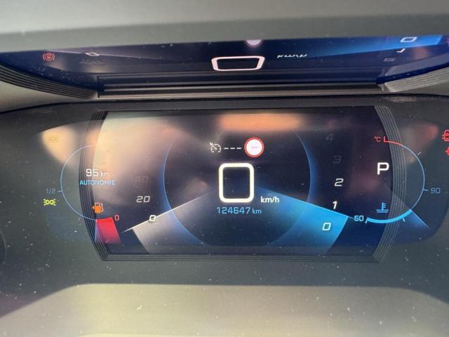 Peugeot 2008 image 4