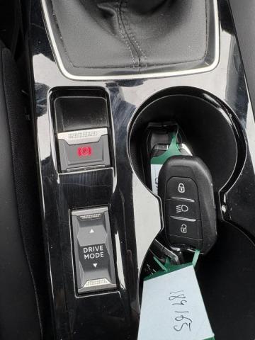 Peugeot 2008 image 3
