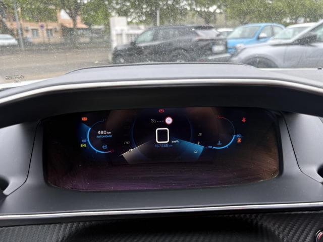Peugeot 2008 image 1
