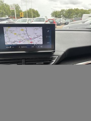 Peugeot 5008 image 2