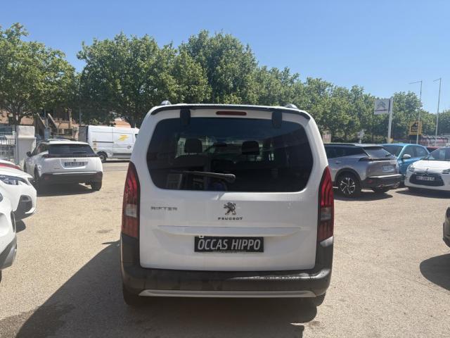 Peugeot Rifter image 9
