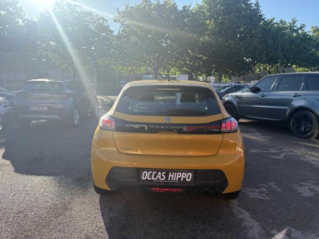Peugeot 208 image 3