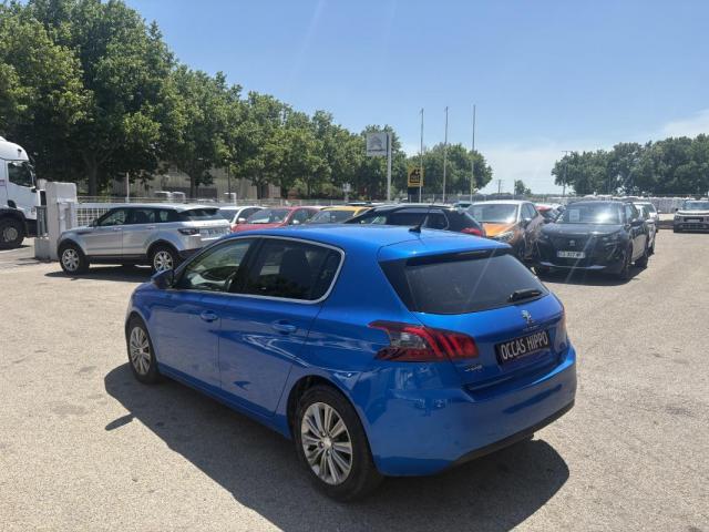 Peugeot 308 image 9