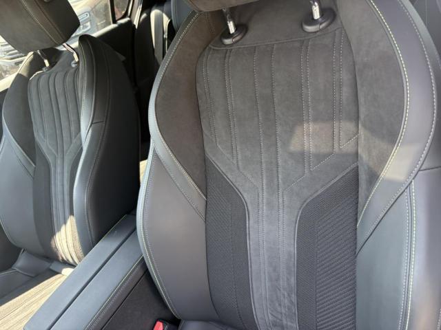 Peugeot 308 image 2