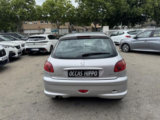 Peugeot 206 image 4
