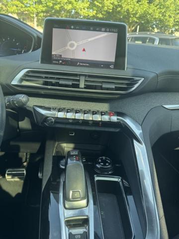 Peugeot 3008 image 1