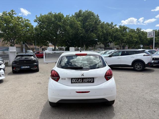 Peugeot 208 image 4