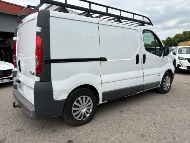 Renault Trafic image 1