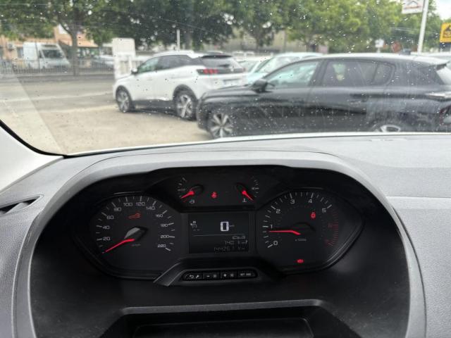 Peugeot Partner image 2