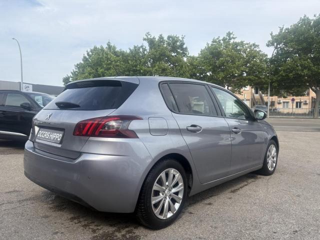 Peugeot 308 image 3