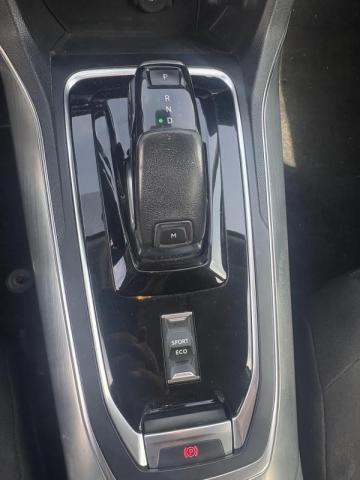 Peugeot 308 image 8