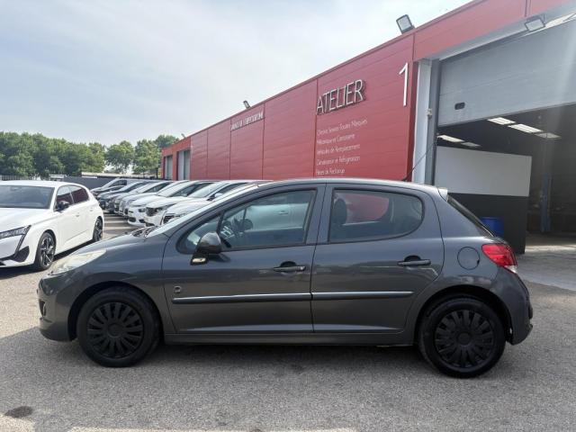 Peugeot 207 image 2