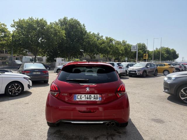 Peugeot 208 image 2