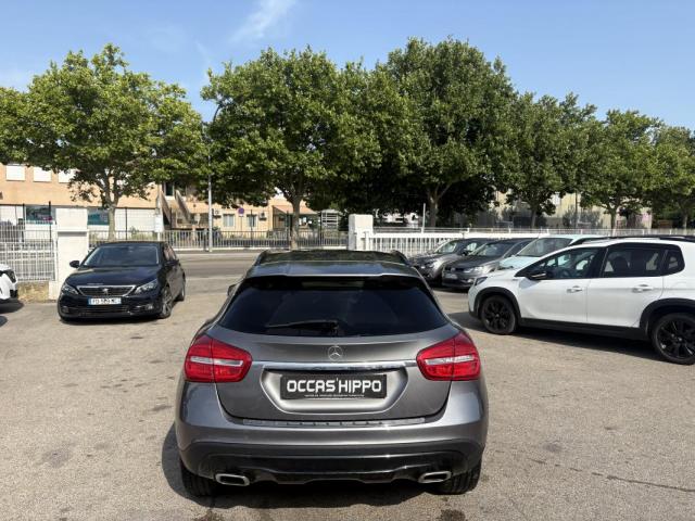 Mercedes Benz Gla image 2