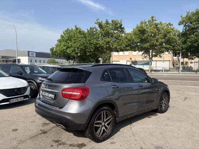 Mercedes Benz Gla image 9