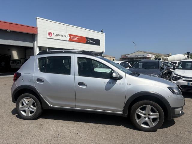 Dacia Sandero image 1