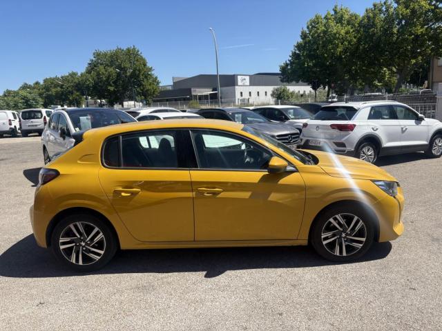 Peugeot 208 image 1
