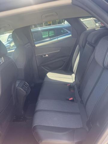Peugeot 3008 image 4