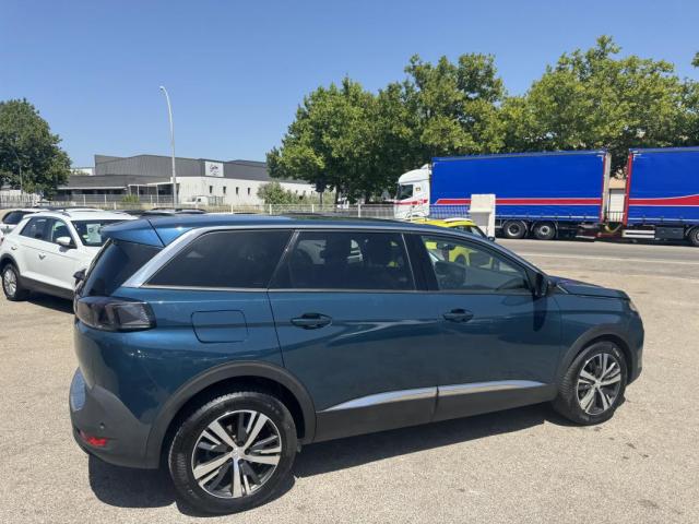 Peugeot 5008 image 7
