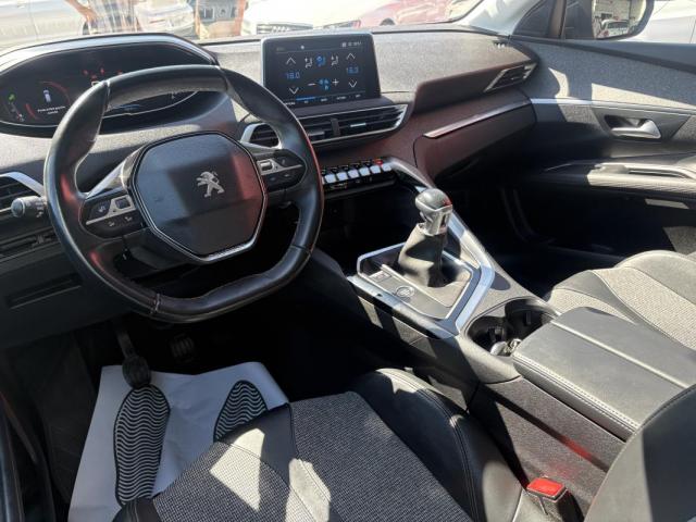 Peugeot 3008 image 9