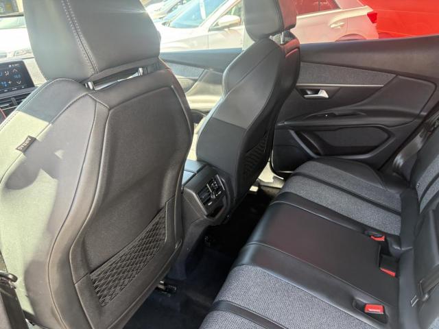 Peugeot 3008 image 6
