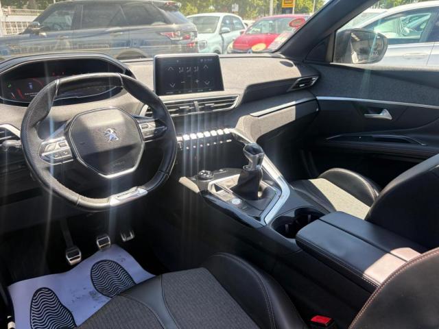 Peugeot 3008 image 3