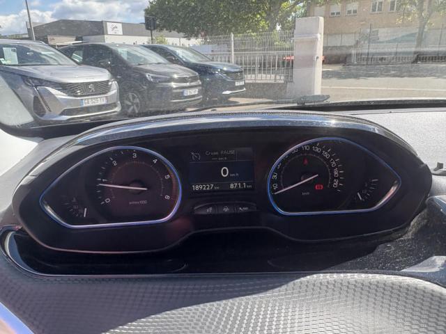 Peugeot 2008 image 6
