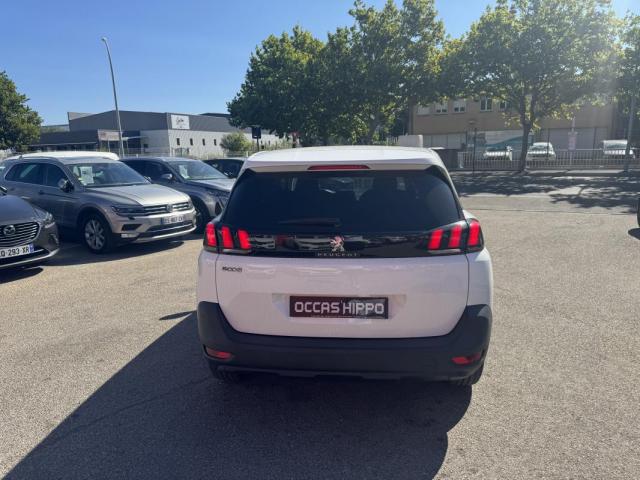 Peugeot 5008 image 4