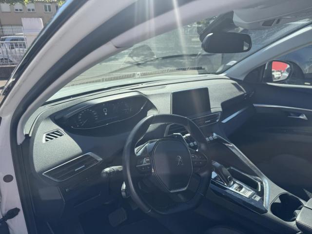 Peugeot 5008 image 7