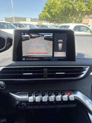 Peugeot 3008 image 2