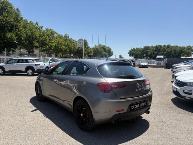 Alfa Romeo Giulietta image 4