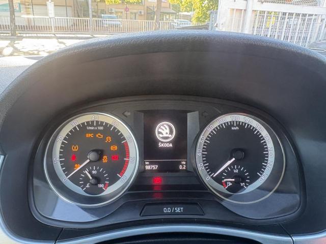 Skoda Fabia image 8
