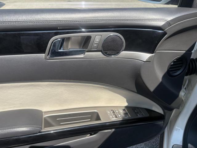 Volkswagen Phaeton image 6