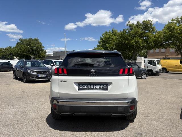 Peugeot 3008 image 2