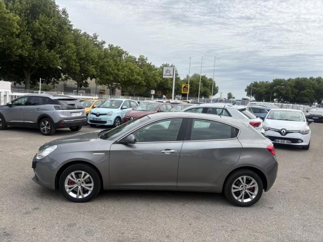 Alfa Romeo Giulietta image 5