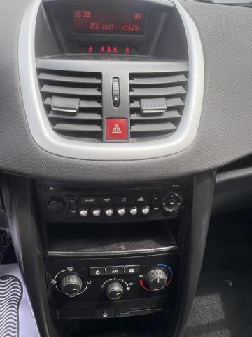 Peugeot 207 image 1