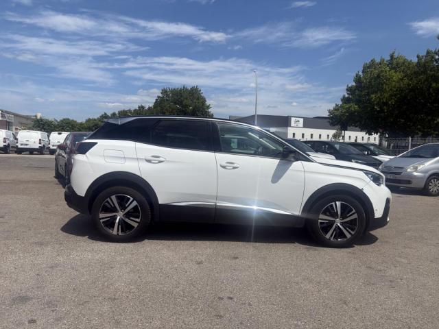 Peugeot 3008 image 7