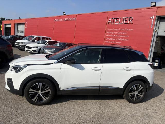 Peugeot 3008 image 2