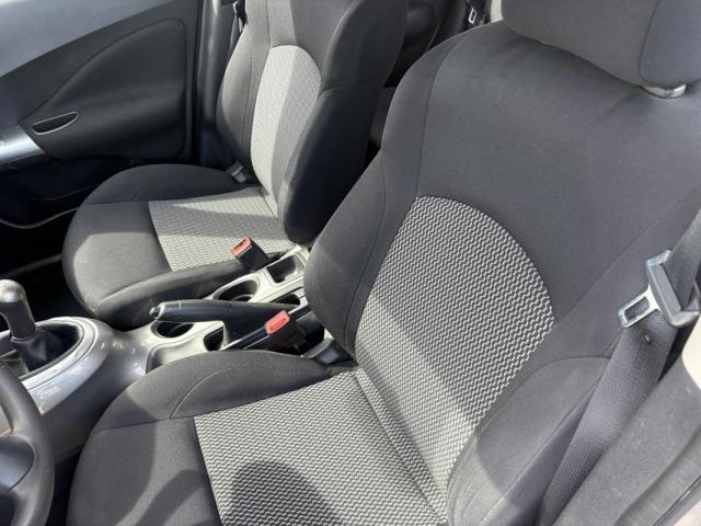 Nissan Juke image 6
