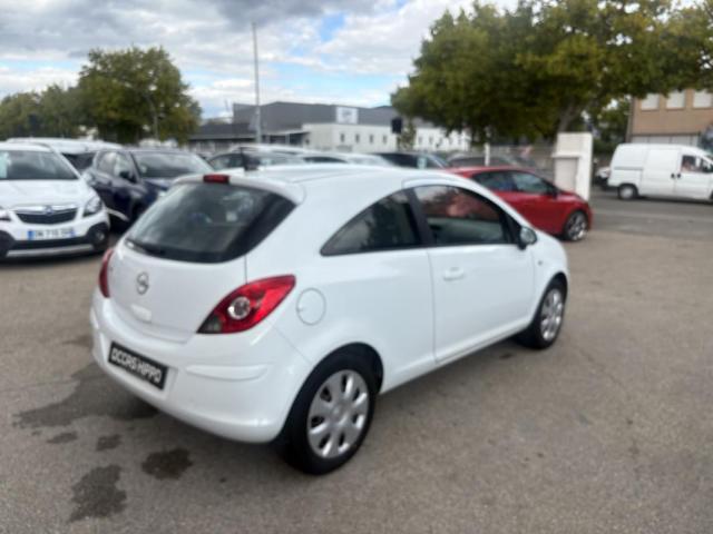 Opel Corsa image 2