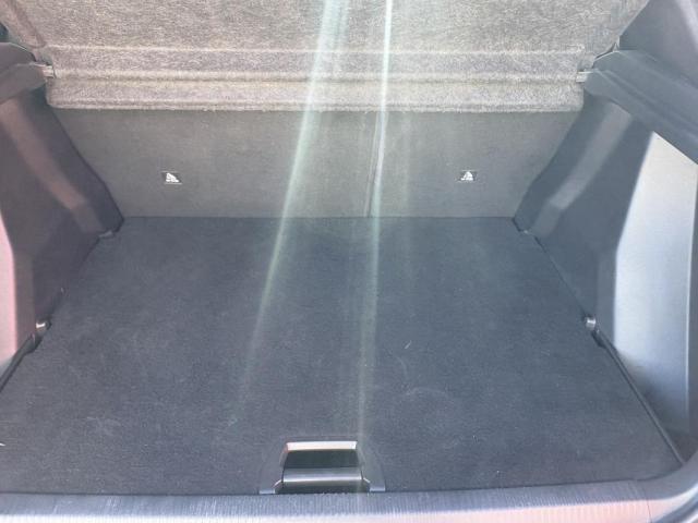 Peugeot 2008 image 1
