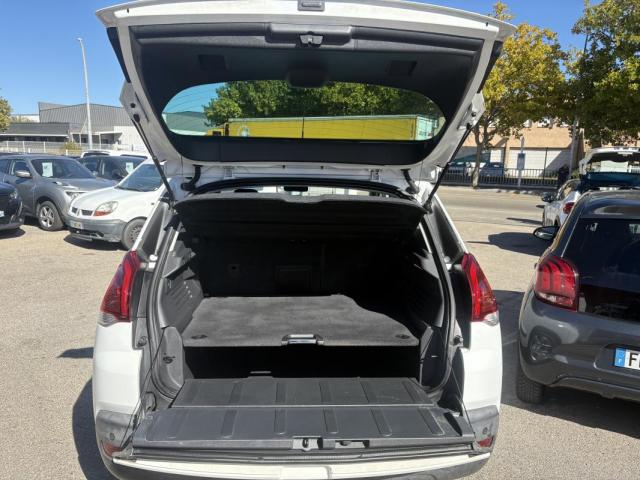 Peugeot 3008 image 6