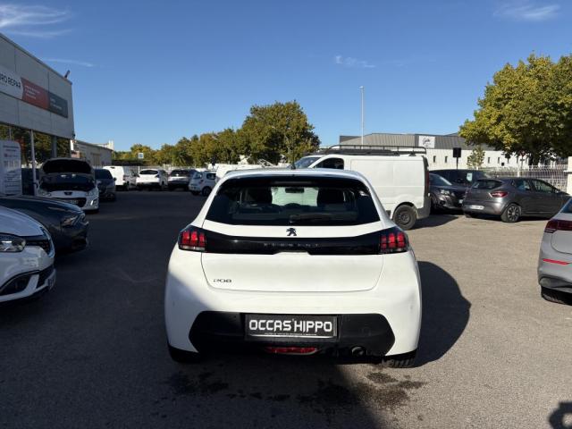 Peugeot 208 image 7