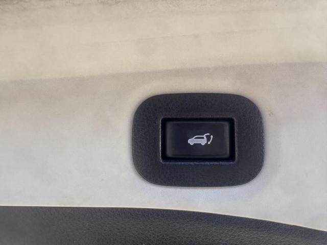 Nissan X-Trail image 9