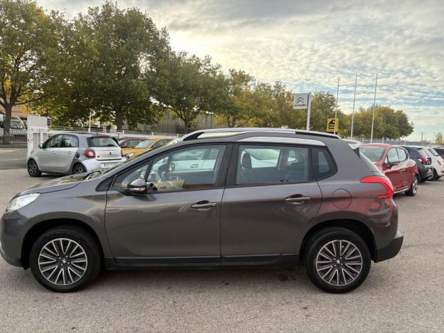 Peugeot 2008 image 2